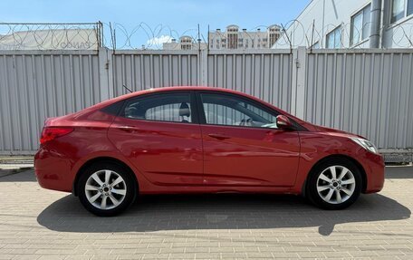 Hyundai Solaris II рестайлинг, 2011 год, 650 000 рублей, 2 фотография