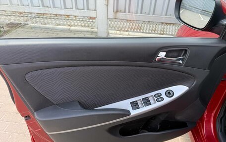 Hyundai Solaris II рестайлинг, 2011 год, 650 000 рублей, 9 фотография