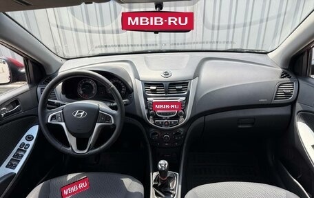 Hyundai Solaris II рестайлинг, 2011 год, 650 000 рублей, 15 фотография