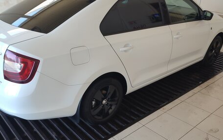 Skoda Rapid I, 2015 год, 1 100 000 рублей, 1 фотография