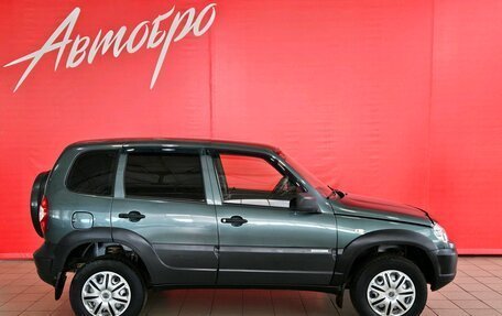 Chevrolet Niva I рестайлинг, 2015 год, 577 000 рублей, 6 фотография