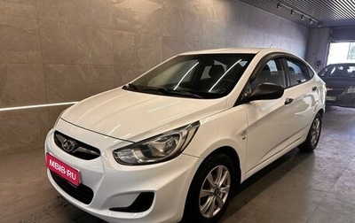 Hyundai Solaris II рестайлинг, 2013 год, 669 000 рублей, 1 фотография