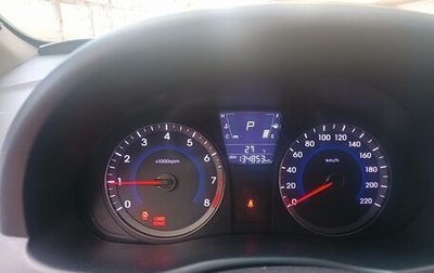 Hyundai Solaris II рестайлинг, 2012 год, 650 000 рублей, 1 фотография
