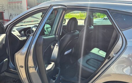 Hyundai ix35 I рестайлинг, 2014 год, 1 500 000 рублей, 10 фотография