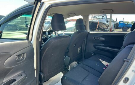 Toyota Wish II, 2012 год, 1 379 000 рублей, 17 фотография