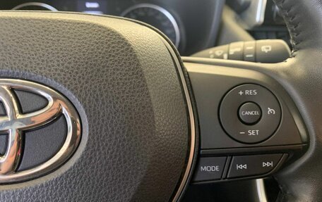 Toyota RAV4, 2021 год, 3 300 000 рублей, 18 фотография