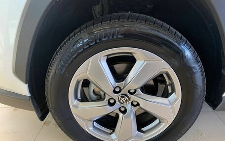 Toyota RAV4, 2021 год, 3 300 000 рублей, 16 фотография