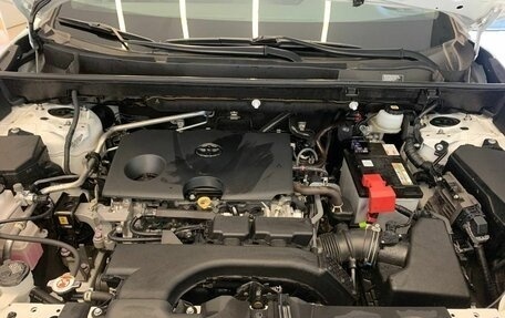 Toyota RAV4, 2021 год, 3 300 000 рублей, 7 фотография