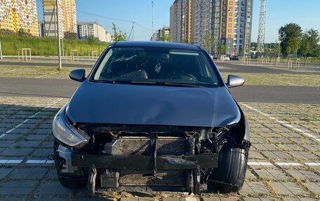 Hyundai Solaris II рестайлинг, 2017 год, 750 000 рублей, 4 фотография