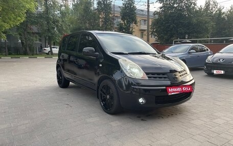 Nissan Note II рестайлинг, 2007 год, 950 000 рублей, 2 фотография