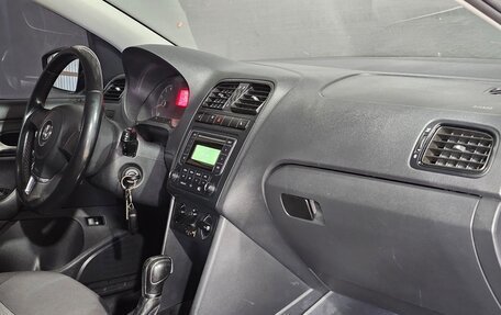 Volkswagen Polo VI (EU Market), 2014 год, 899 000 рублей, 24 фотография