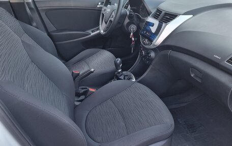 Hyundai Solaris II рестайлинг, 2016 год, 1 047 000 рублей, 9 фотография