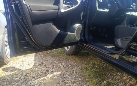 Toyota RAV4, 2011 год, 1 400 000 рублей, 6 фотография
