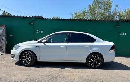 Volkswagen Polo VI (EU Market), 2018 год, 1 280 000 рублей, 2 фотография