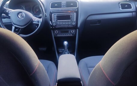 Volkswagen Polo VI (EU Market), 2017 год, 1 057 000 рублей, 10 фотография