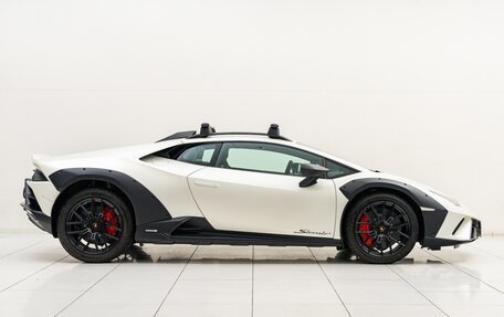 Lamborghini Huracán, 2024 год, 27 700 000 рублей, 2 фотография