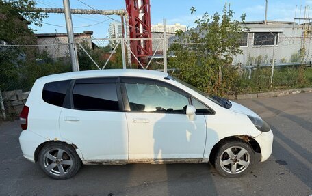 Honda Fit III, 2002 год, 145 000 рублей, 2 фотография