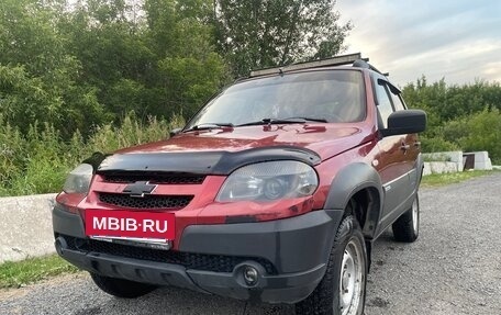 Chevrolet Niva I рестайлинг, 2011 год, 415 000 рублей, 2 фотография