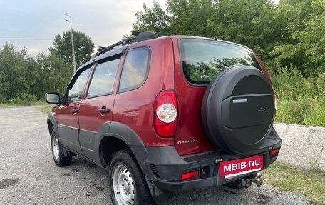 Chevrolet Niva I рестайлинг, 2011 год, 415 000 рублей, 6 фотография