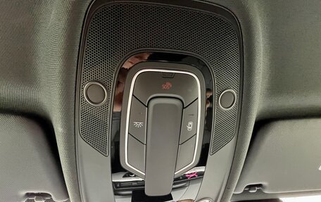 Audi A4, 2017 год, 2 690 000 рублей, 13 фотография