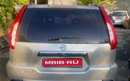 Nissan X-Trail, 2012 год, 900 000 рублей, 2 фотография