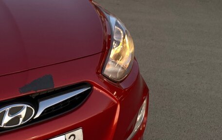 Hyundai Solaris II рестайлинг, 2012 год, 730 000 рублей, 10 фотография