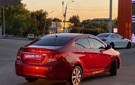Hyundai Solaris II рестайлинг, 2012 год, 730 000 рублей, 2 фотография
