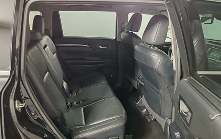 Toyota Highlander III, 2014 год, 3 295 000 рублей, 19 фотография