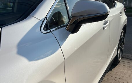 Lexus RX IV рестайлинг, 2017 год, 4 300 000 рублей, 3 фотография