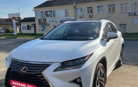 Lexus RX IV рестайлинг, 2017 год, 4 300 000 рублей, 2 фотография