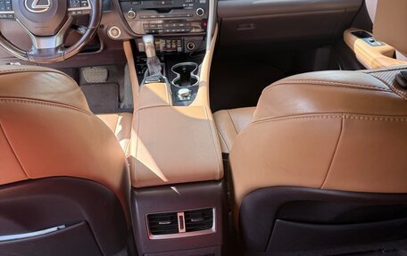 Lexus RX IV рестайлинг, 2017 год, 4 300 000 рублей, 12 фотография