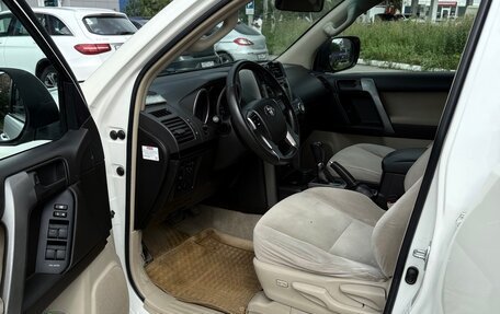 Toyota Land Cruiser Prado 150 рестайлинг 2, 2009 год, 2 750 000 рублей, 10 фотография