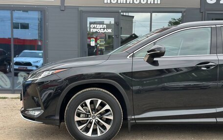 Lexus RX IV рестайлинг, 2021 год, 4 450 000 рублей, 7 фотография