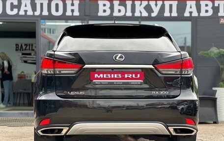 Lexus RX IV рестайлинг, 2021 год, 4 450 000 рублей, 12 фотография