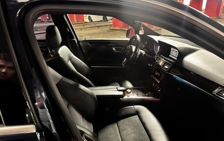 Mercedes-Benz E-Класс, 2013 год, 2 049 000 рублей, 21 фотография