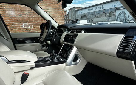 Land Rover Range Rover IV рестайлинг, 2020 год, 11 000 000 рублей, 17 фотография