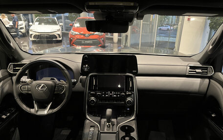 Lexus LX, 2025 год, 24 840 000 рублей, 17 фотография