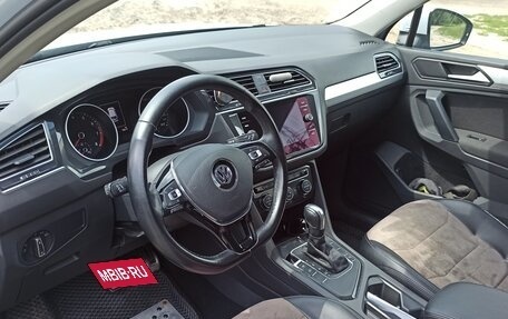 Volkswagen Tiguan II, 2019 год, 2 500 000 рублей, 5 фотография