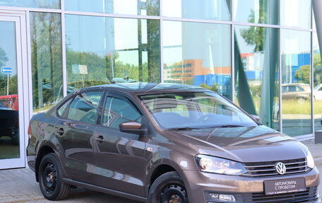 Volkswagen Polo VI (EU Market), 2017 год, 999 000 рублей, 3 фотография
