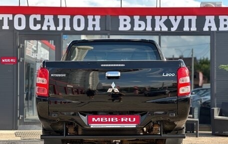 Mitsubishi L200 IV рестайлинг, 2017 год, 1 550 000 рублей, 12 фотография