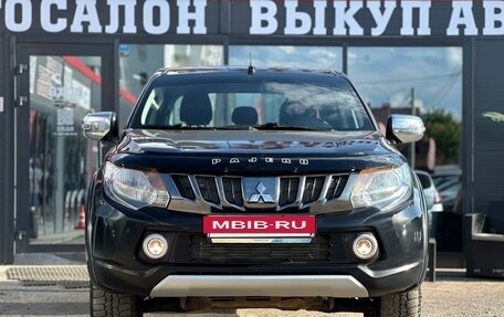 Mitsubishi L200 IV рестайлинг, 2017 год, 1 550 000 рублей, 4 фотография