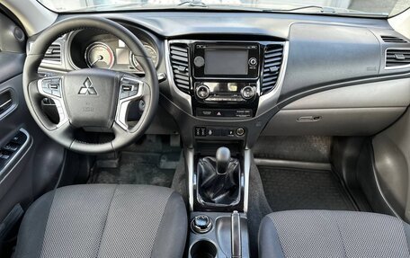 Mitsubishi L200 IV рестайлинг, 2017 год, 1 550 000 рублей, 15 фотография