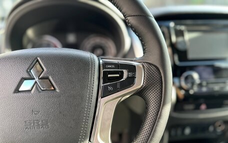 Mitsubishi L200 IV рестайлинг, 2017 год, 1 550 000 рублей, 26 фотография