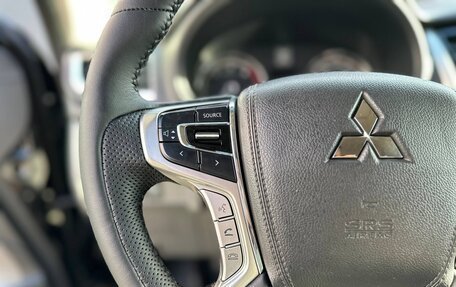 Mitsubishi L200 IV рестайлинг, 2017 год, 1 550 000 рублей, 25 фотография