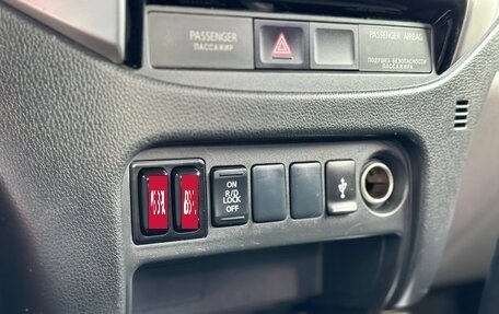 Mitsubishi L200 IV рестайлинг, 2017 год, 1 550 000 рублей, 28 фотография