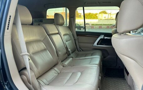 Toyota Land Cruiser 200, 2015 год, 4 000 000 рублей, 6 фотография