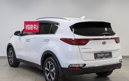 KIA Sportage IV рестайлинг, 2020 год, 1 890 000 рублей, 7 фотография