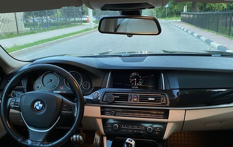 BMW 5 серия, 2011 год, 1 650 000 рублей, 12 фотография