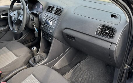 Volkswagen Polo VI (EU Market), 2011 год, 420 000 рублей, 10 фотография