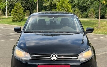 Volkswagen Polo VI (EU Market), 2011 год, 420 000 рублей, 2 фотография
